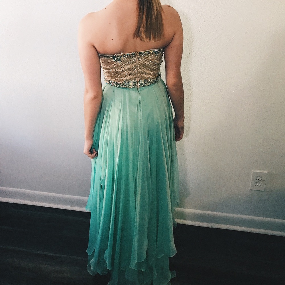 Dress - Picture 2 of 2